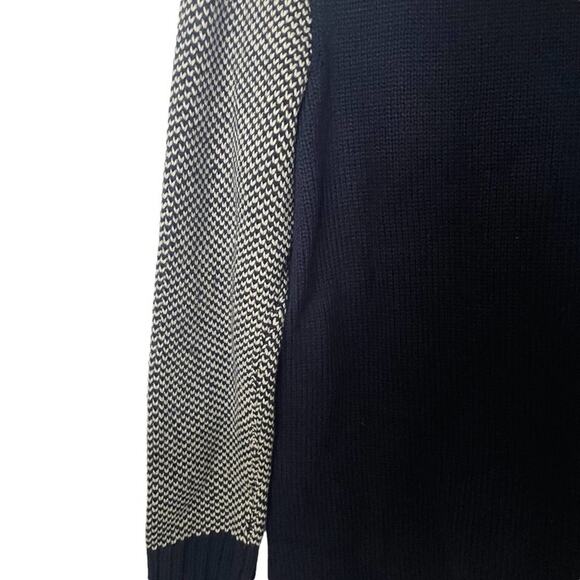 Skye’s The Limit Tubular Sweater Navy and White Small - Picture 4 of 6